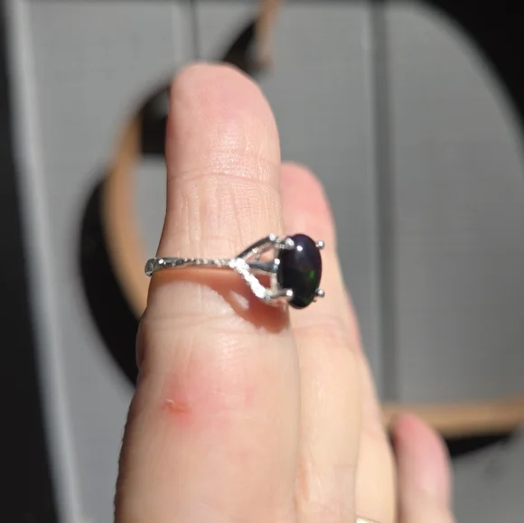 Black Opal.4k sterling & white gold solitaire ring sz6 - Picture 4 of 8